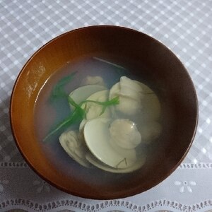 ハマグリと三つ葉のお吸い物【和食】